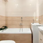 Przytulny Z Biurkiem W Spokojnej Okolicy By Renters *