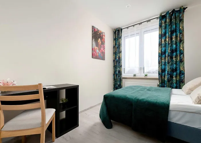شقة Przytulny Z Biurkiem W Spokojnej Okolicy By Renters
